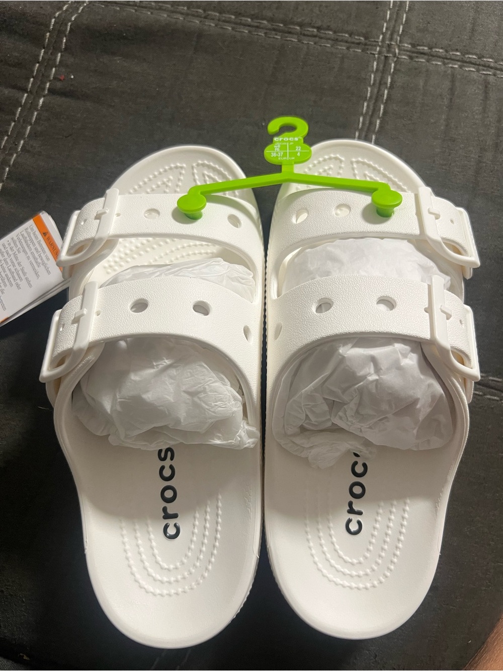 Women’s croc Saturday sandals white - Picture 2 of 7